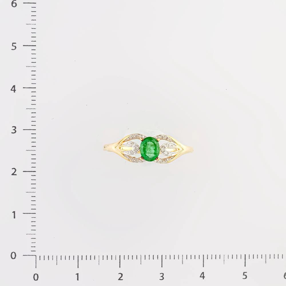 Кольцо с изумрудом синтетическим из желтого золота 585 пробы