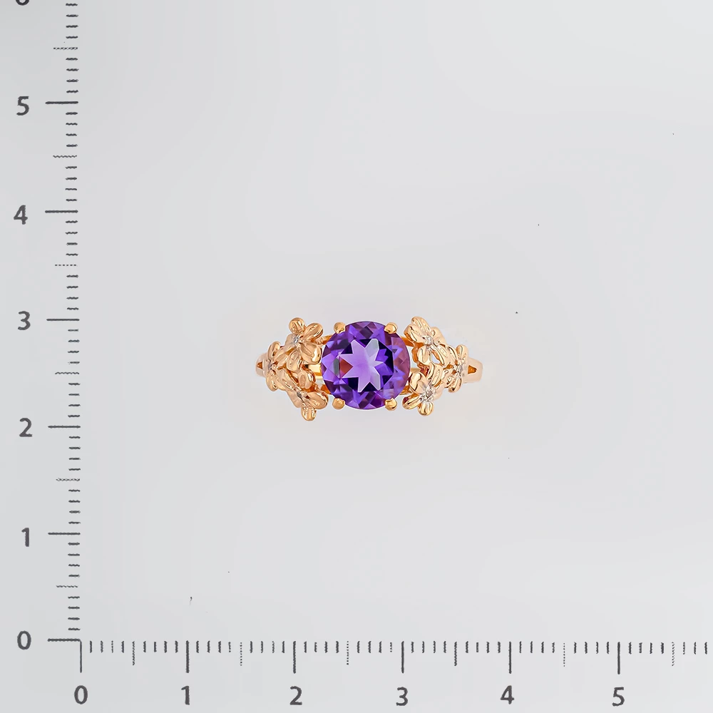 Кольцо с аметистом из красного золота 585 пробы Кольцо с аметистом из красного золота 585 пробы