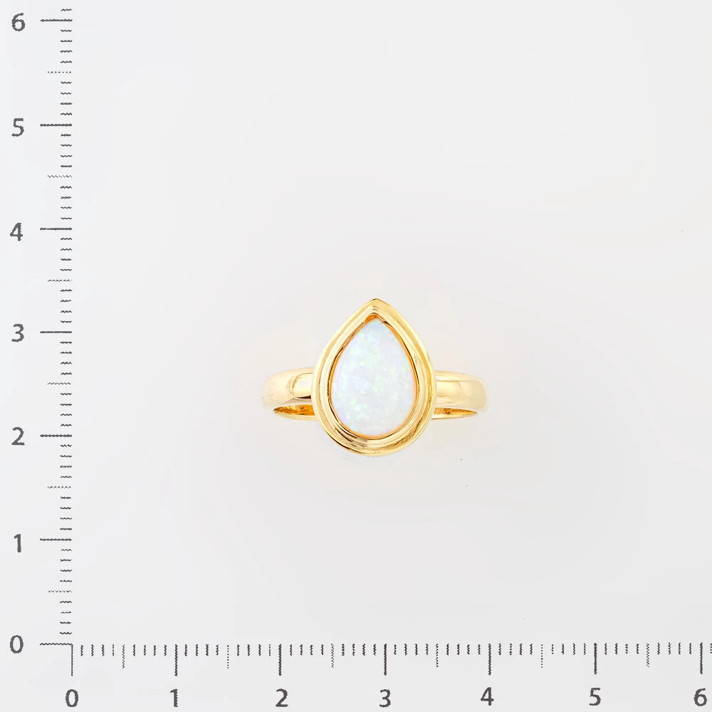 Кольцо с опалом синтетическим из желтого золота 585 пробы Кольцо с опалом синтетическим из желтого золота 585 пробы