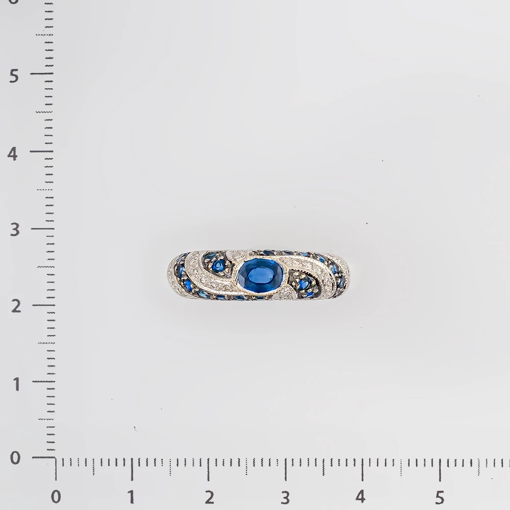 Кольцо с сапфиром из белого золота 585 пробы