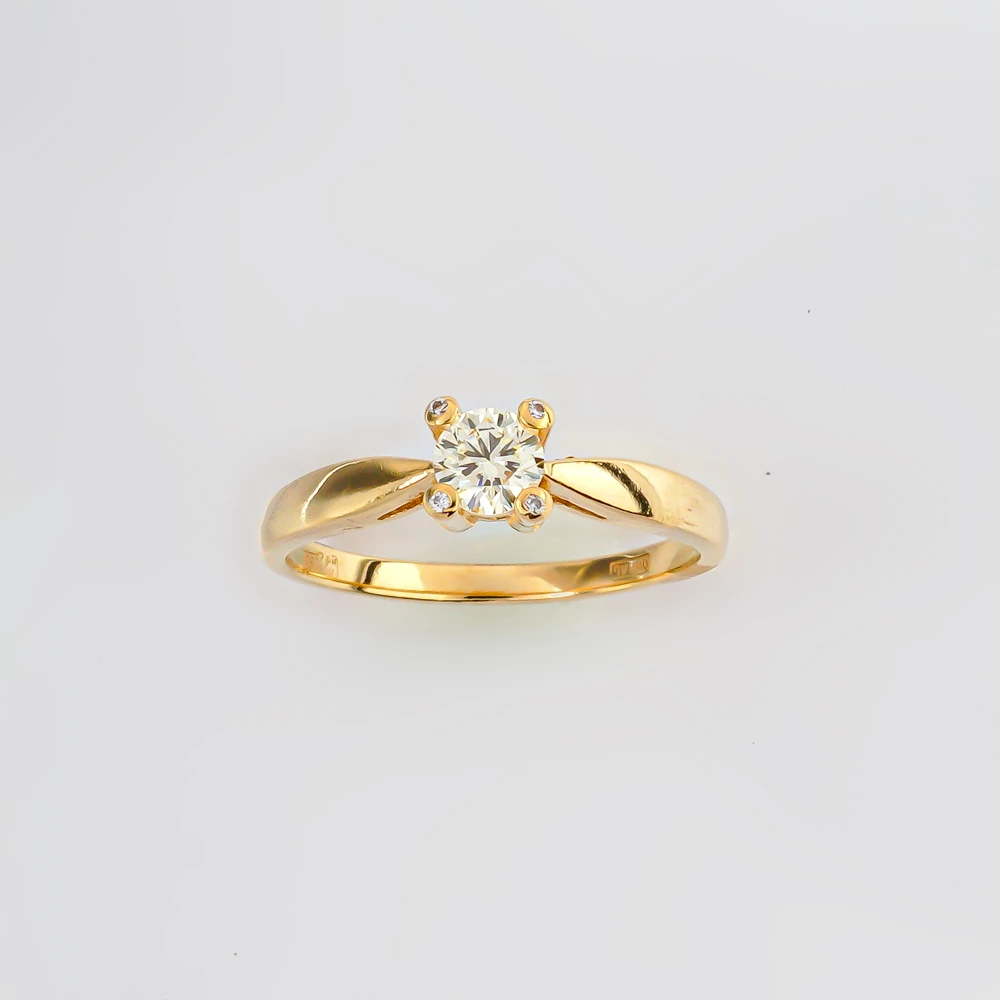 Кольцо с бриллиантом из желтого золота 585 пробы