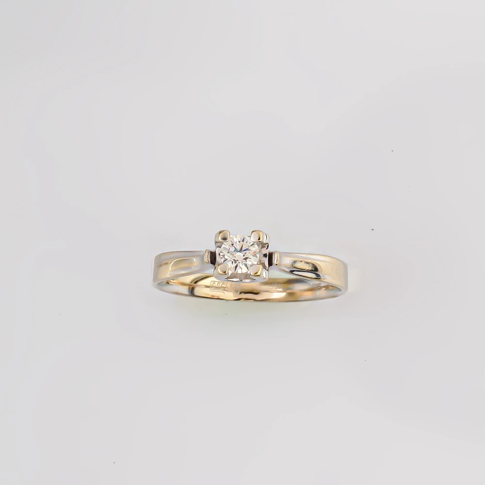 Кольцо с бриллиантом из белого золота 585 пробы