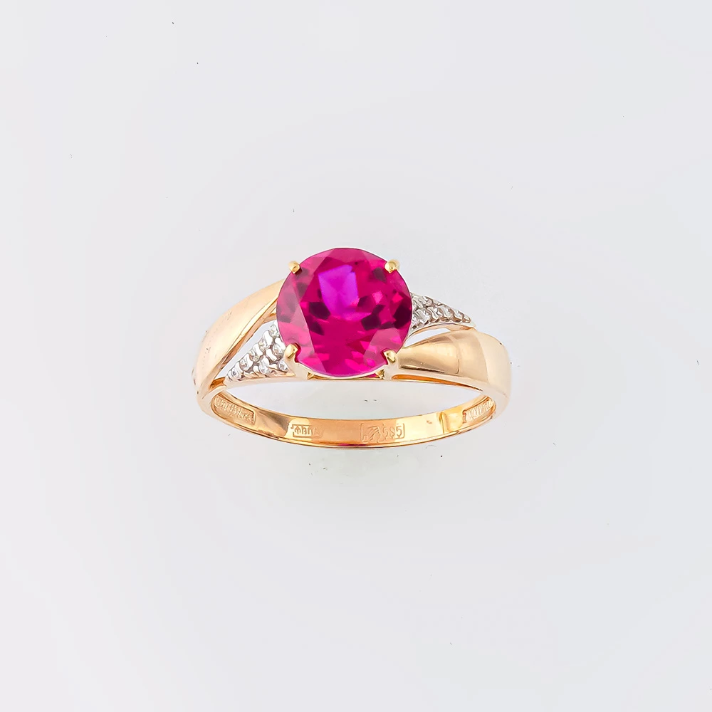 Кольцо с рубином синтетическим из красного золота 585 пробы