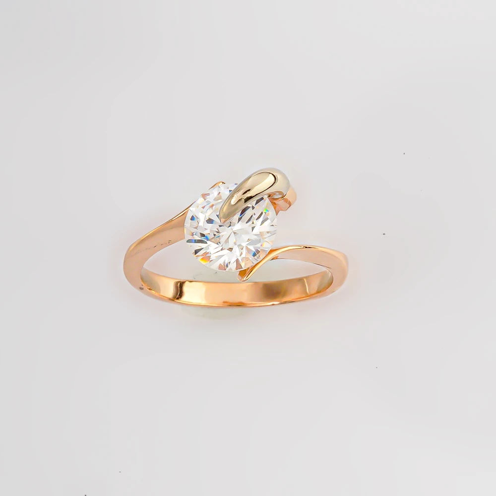 Кольцо с фианитом из красного золота 585 пробы