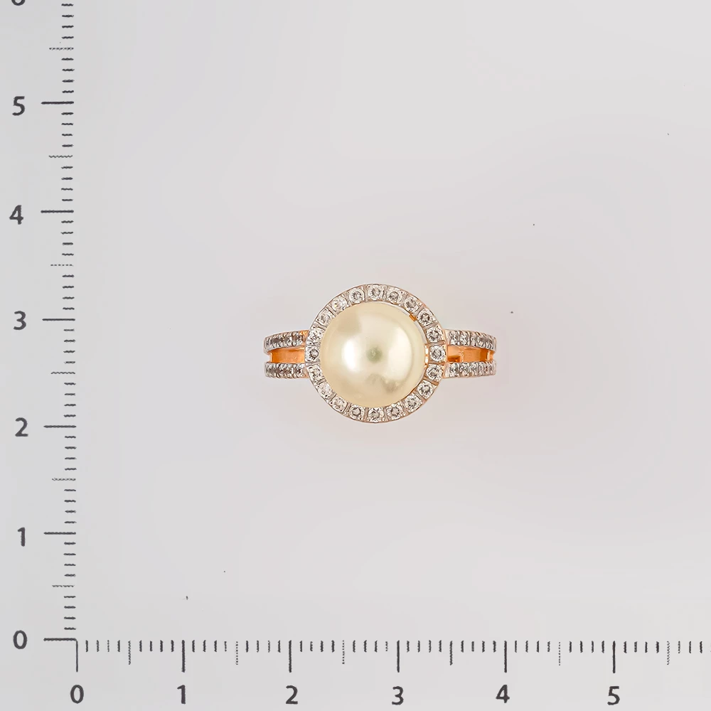 Кольцо с культивированным жемчугом из красного золота 585 пробы