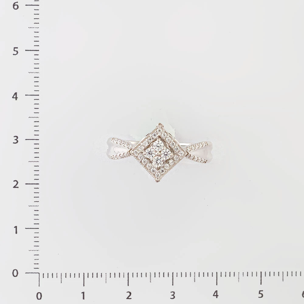 Кольцо с фианитом из белого золота 585 пробы