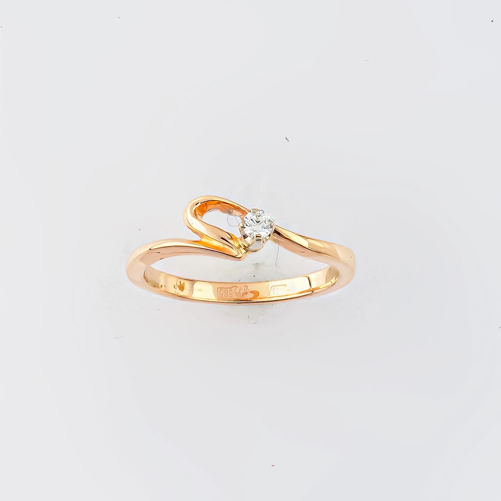 Кольцо с фианитом из красного золота 585 пробы