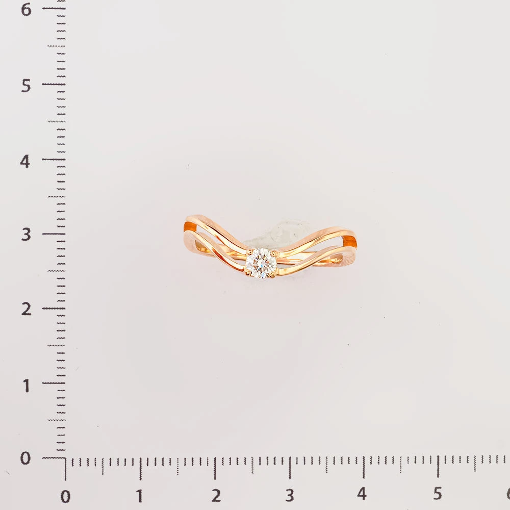 Кольцо с бриллиантом из красного золота 585 пробы