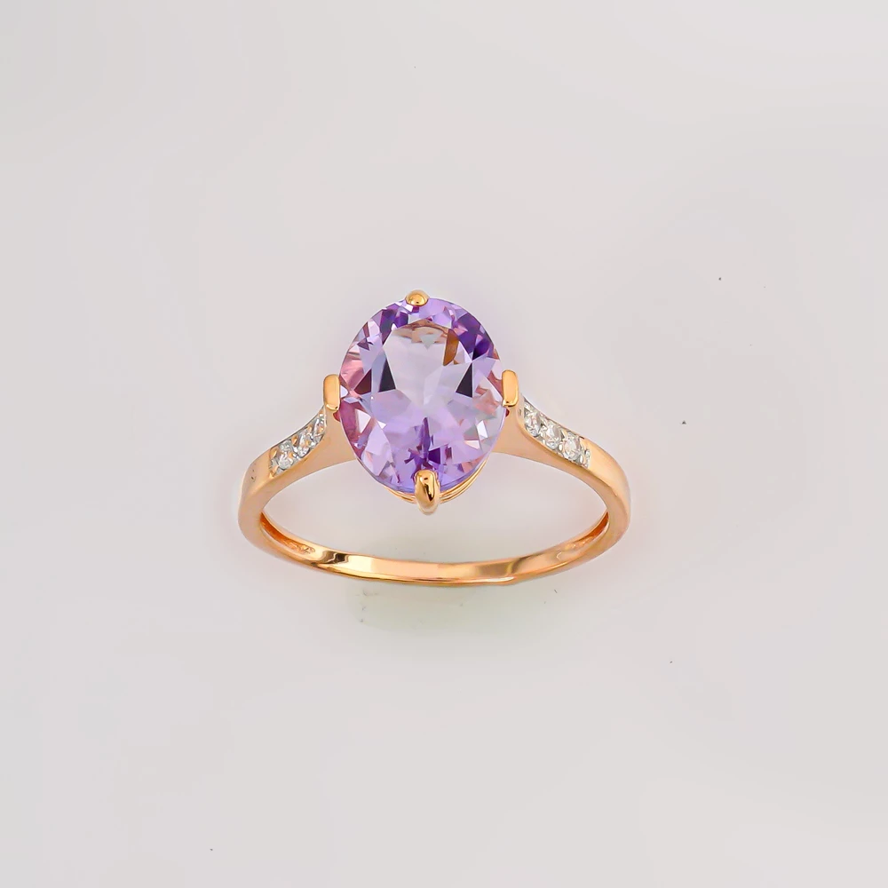 Кольцо с аметистом из красного золота 585 пробы Кольцо с аметистом из красного золота 585 пробы