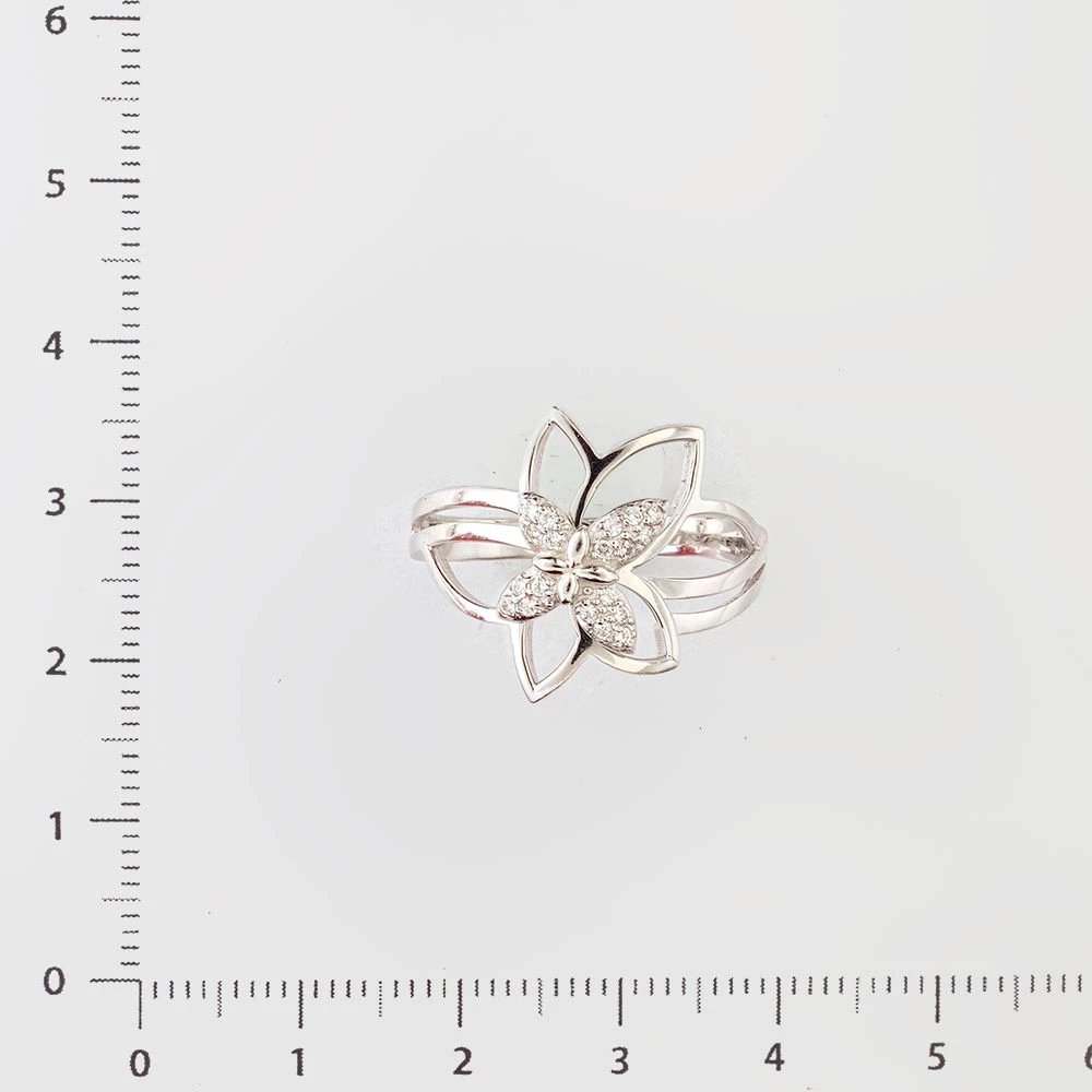 Кольцо с фианитом из белого золота 585 пробы