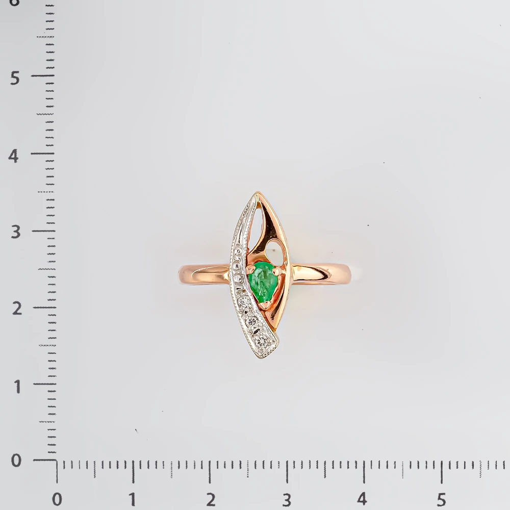 Кольцо с изумрудом из красного золота 585 пробы