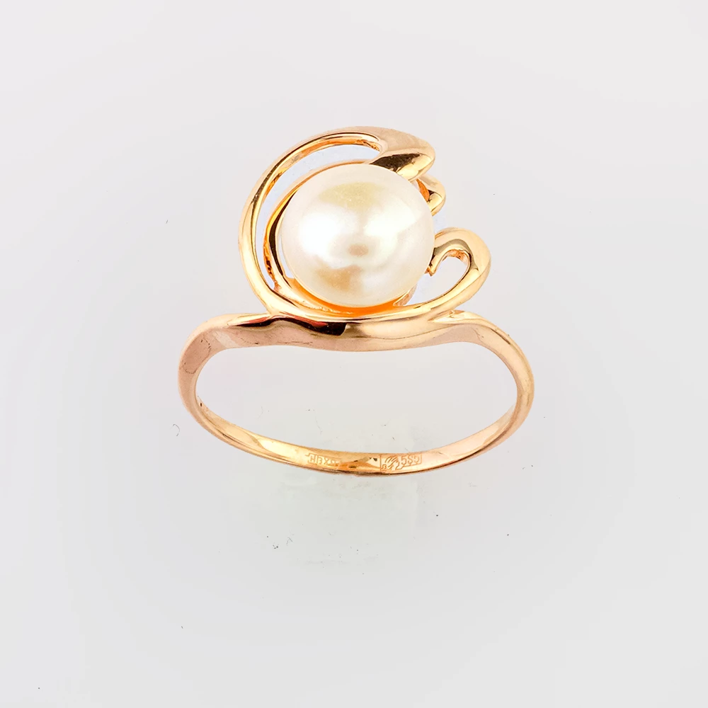 Кольцо с культивированным жемчугом из красного золота 585 пробы