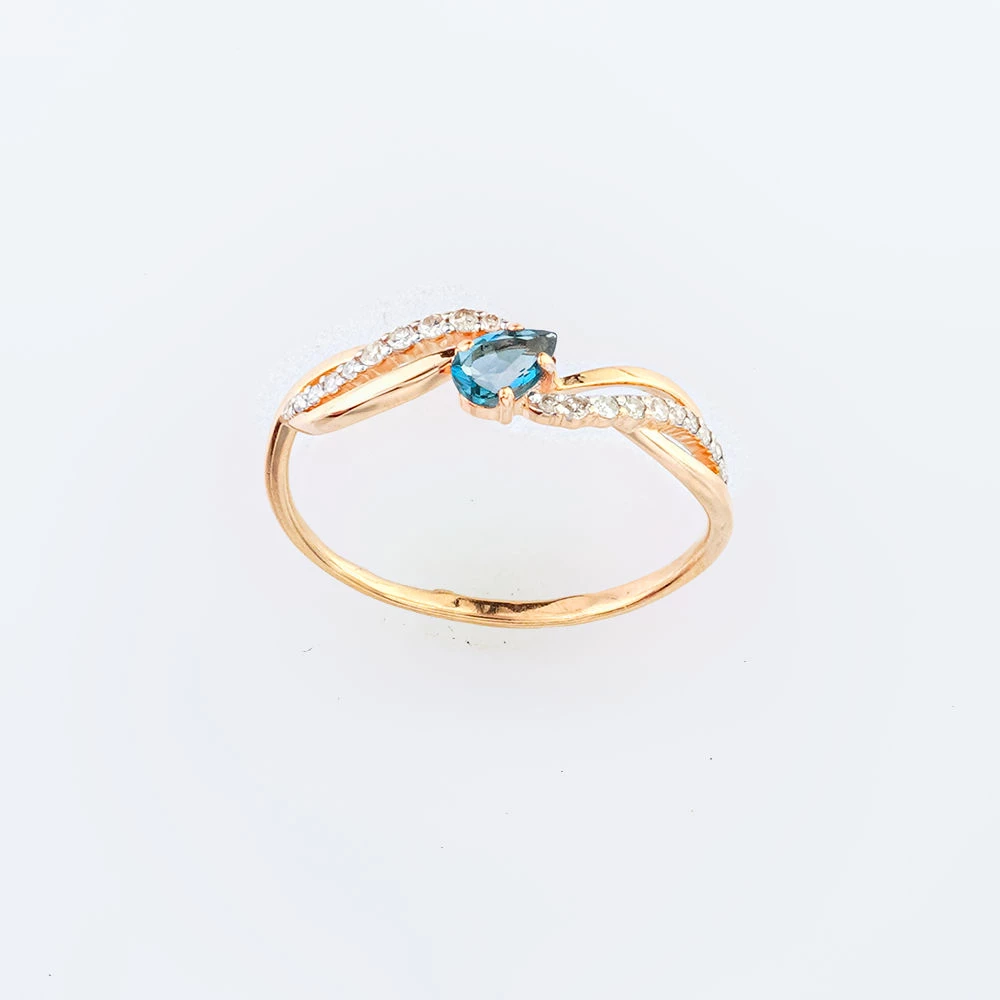 Кольцо с топазом из красного золота 585 пробы