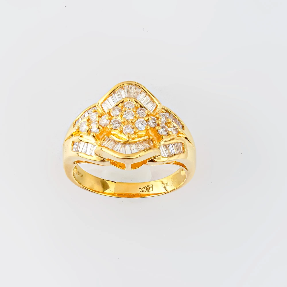 Кольцо с бриллиантом из желтого золота 750 пробы