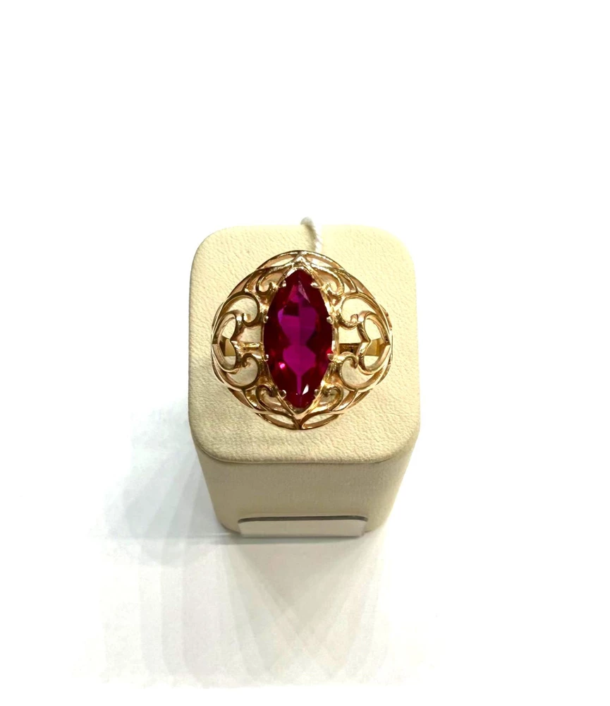 Кольцо с рубином синтетическим из красного золота 585 пробы