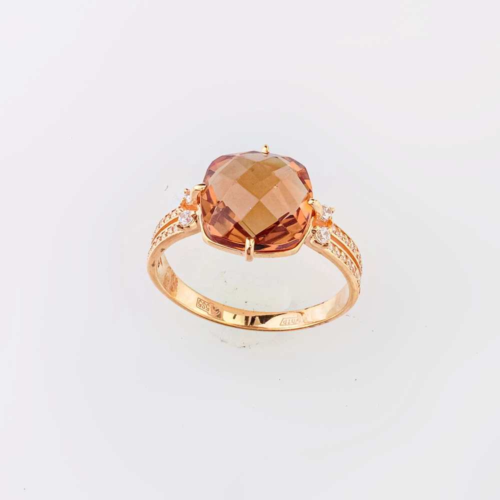 Кольцо с султанит синтетическим из красного золота 585 пробы