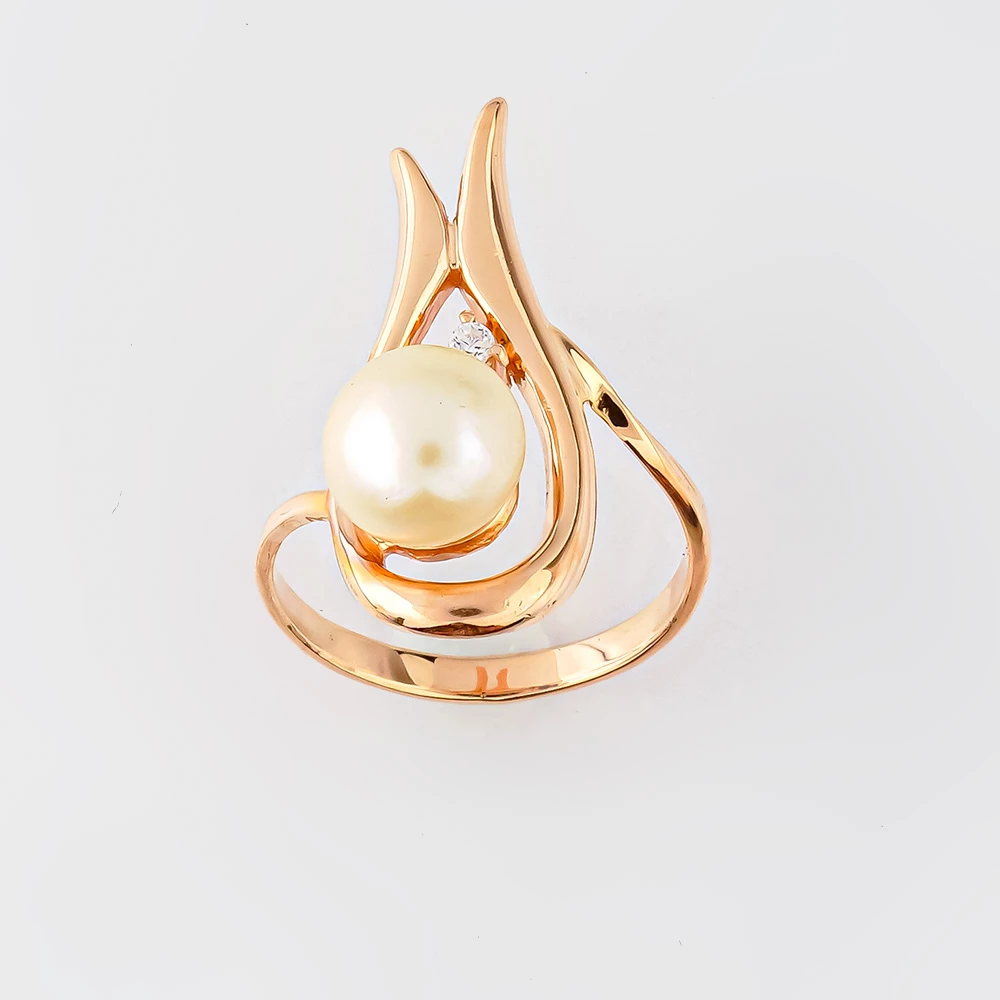 Кольцо с культивированным жемчугом из красного золота 585 пробы