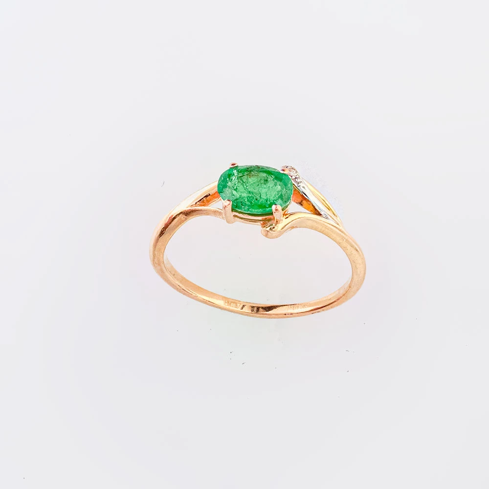 Кольцо с изумрудом из красного золота 585 пробы