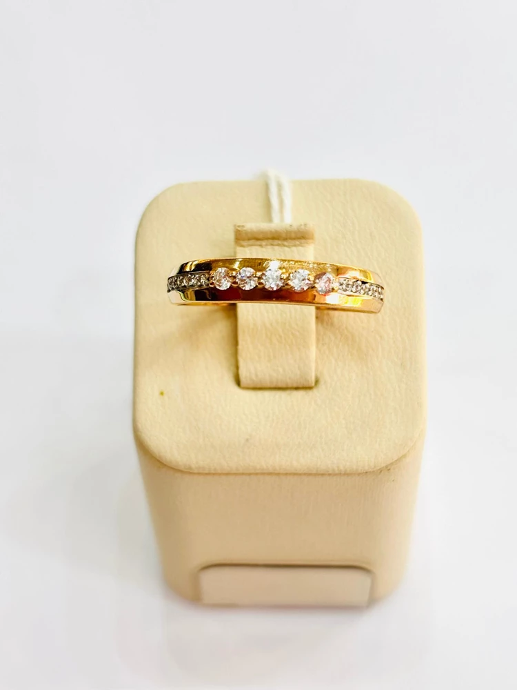 Кольцо с фианитом из красного золота 585 пробы