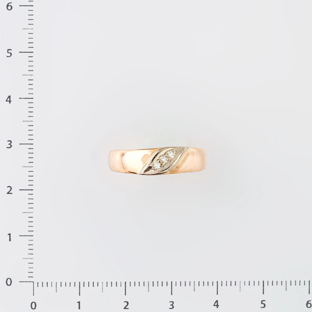 Кольцо с бриллиантом из красного золота 585 пробы