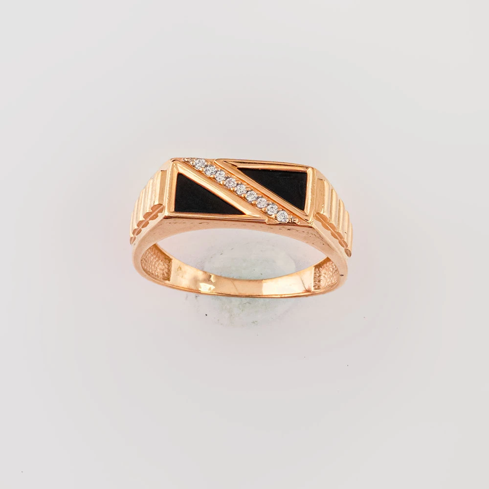 Кольцо с ониксом из красного золота 375 пробы