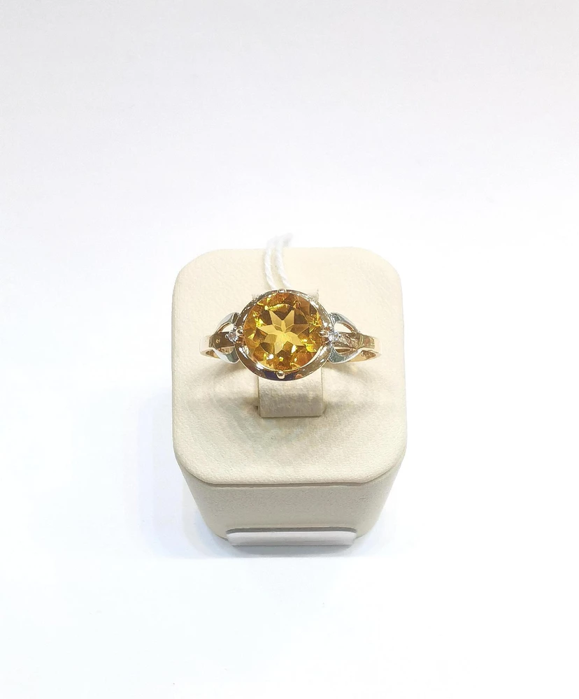 Кольцо с цитрином из красного золота 585 пробы