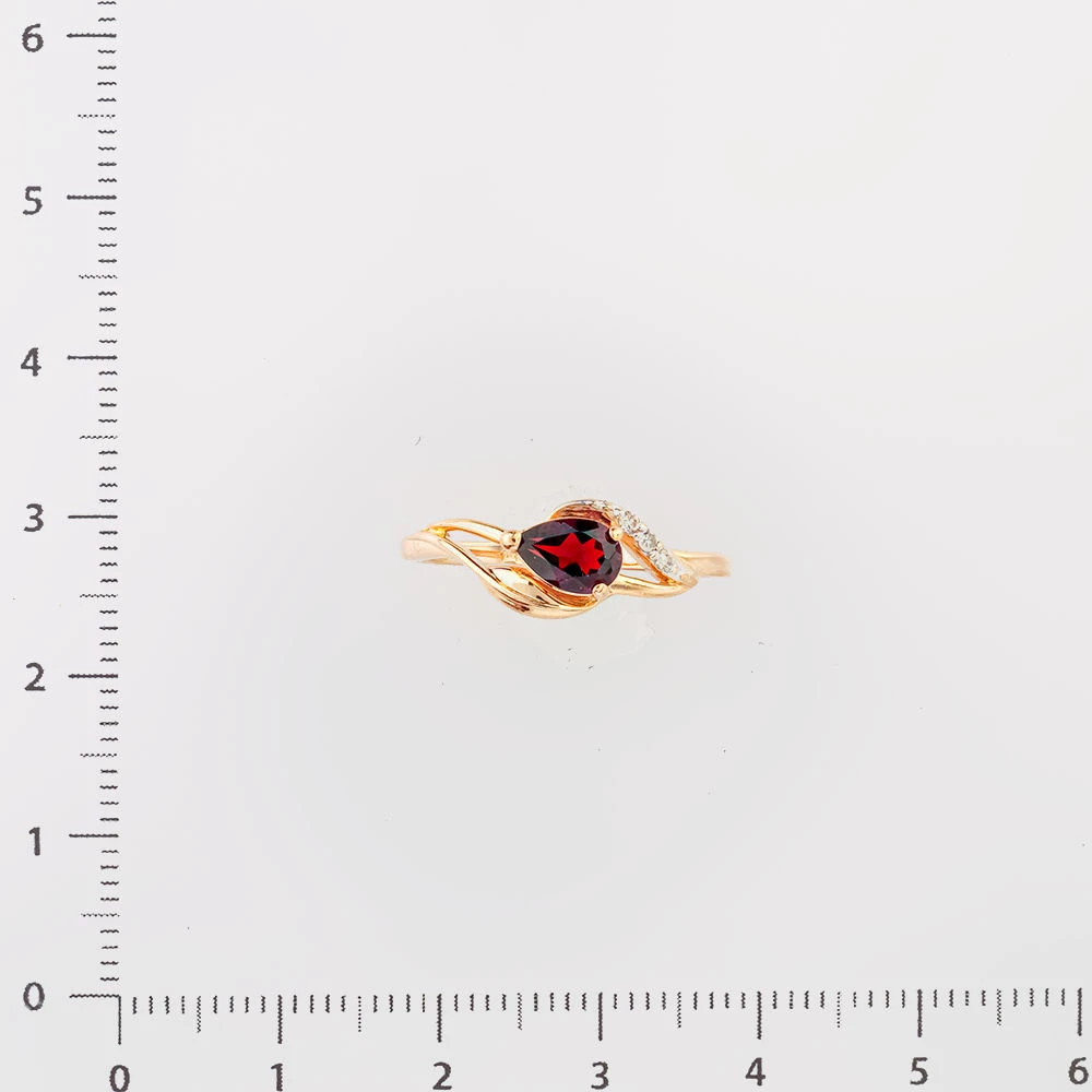 Кольцо с гранатом из красного золота 585 пробы