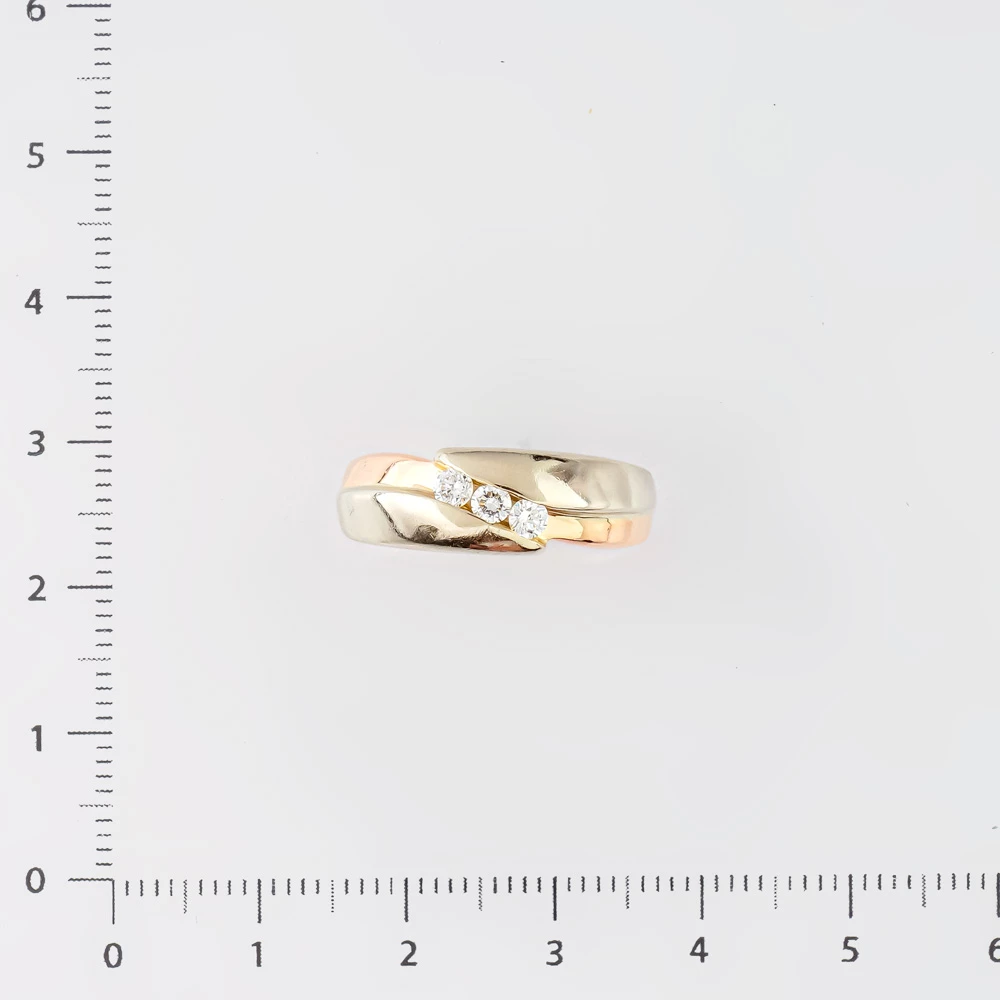 Кольцо с бриллиантом из красного золота 585 пробы