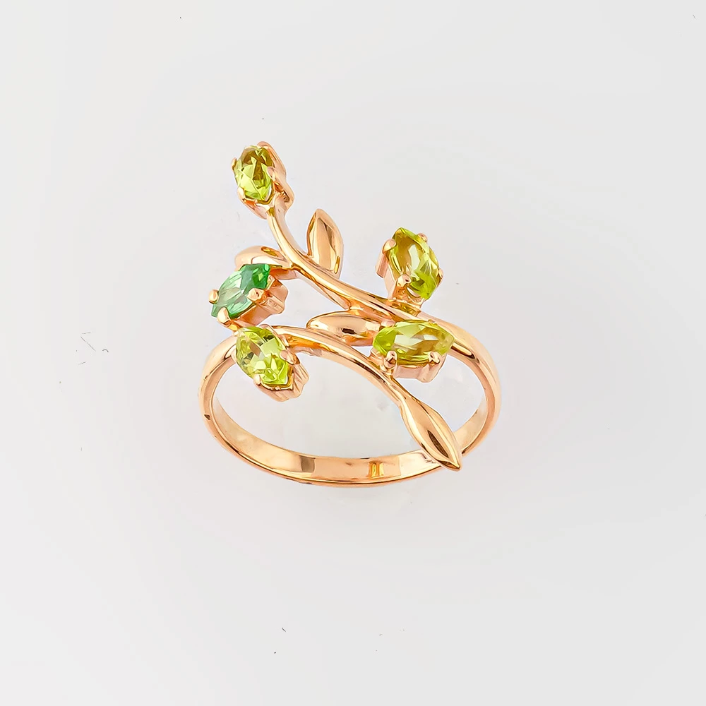 Кольцо с хризолитом из красного золота 585 пробы