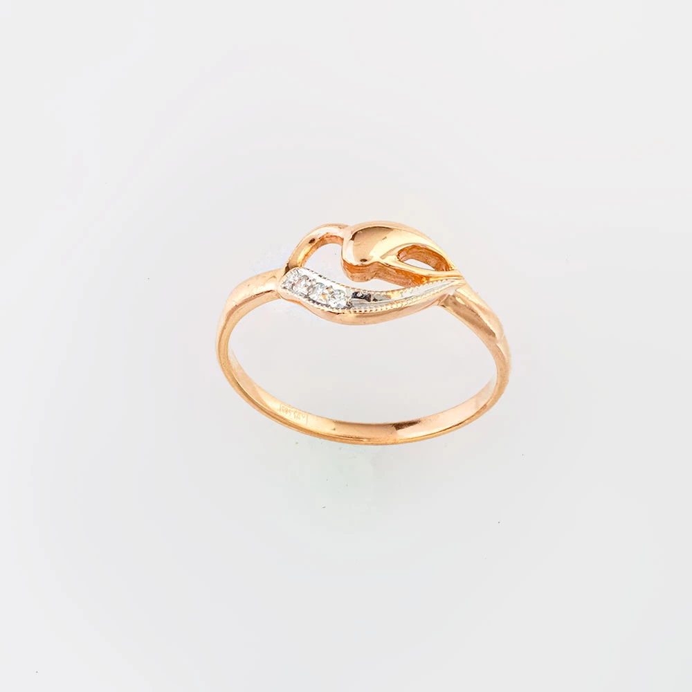 Кольцо с бриллиантом из красного золота 585 пробы Кольцо с бриллиантом из красного золота 585 пробы