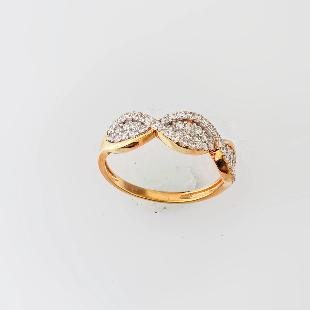 Кольцо с фианитом из красного золота 375 пробы