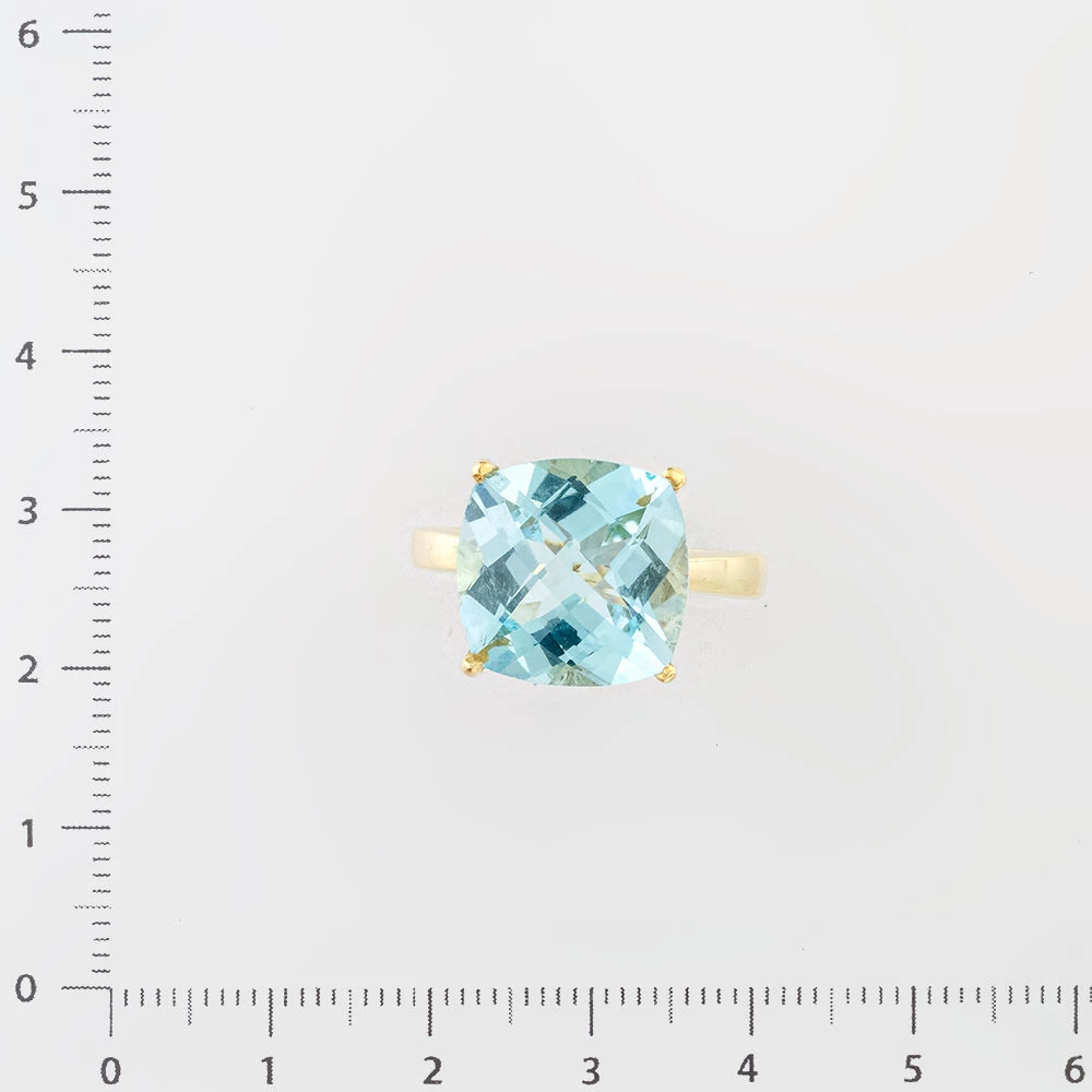 Кольцо с топазом из желтого золота 585 пробы