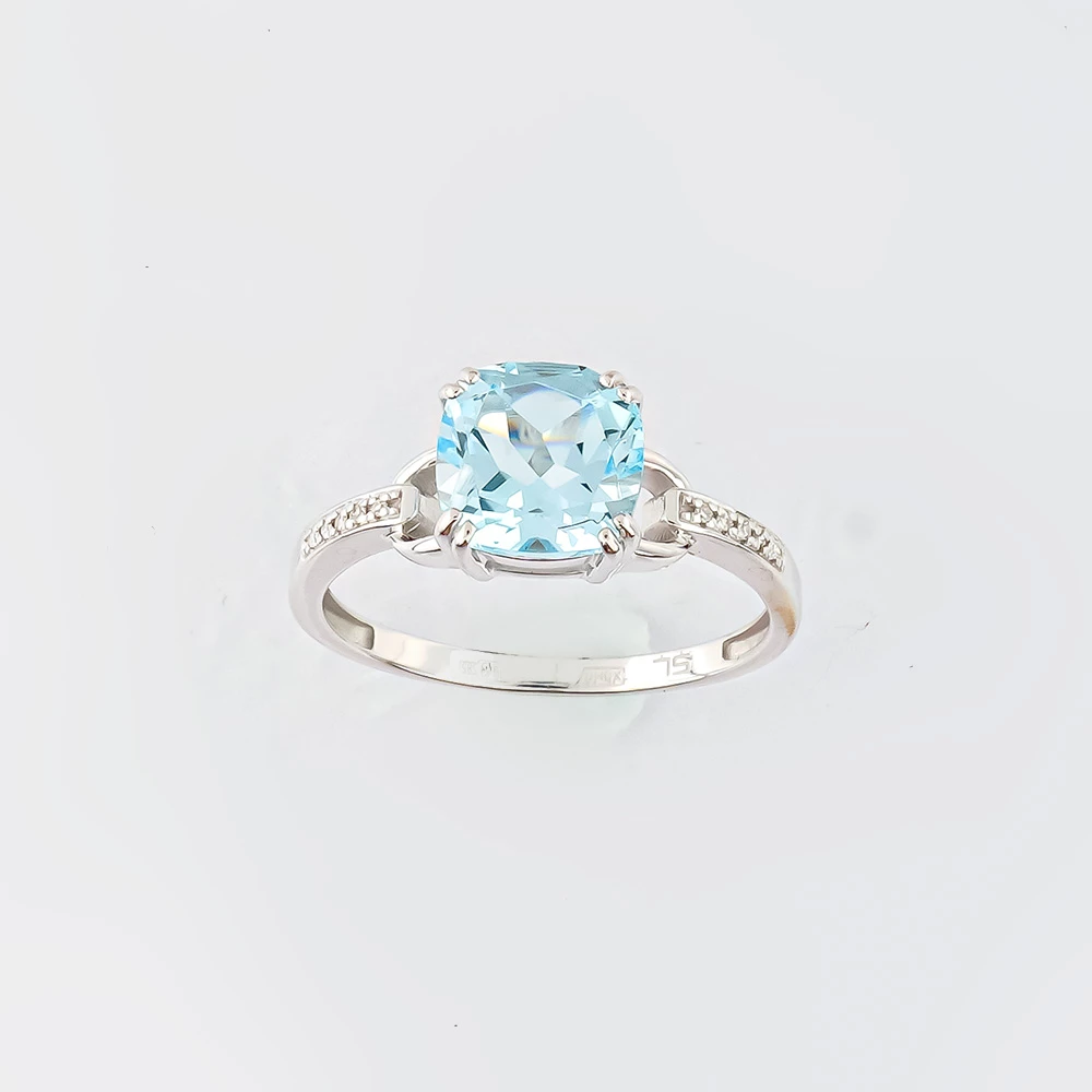 Кольцо с топазом из белого золота 585 пробы