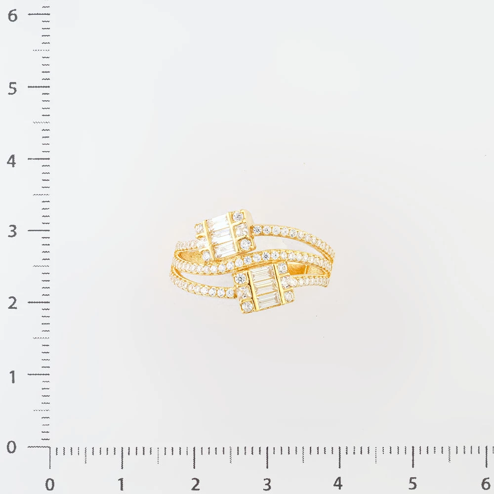 Кольцо с фианитом из красного золота 585 пробы