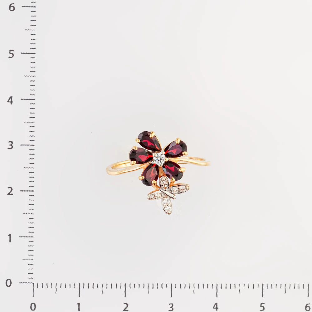 Кольцо с гранатом из красного золота 585 пробы