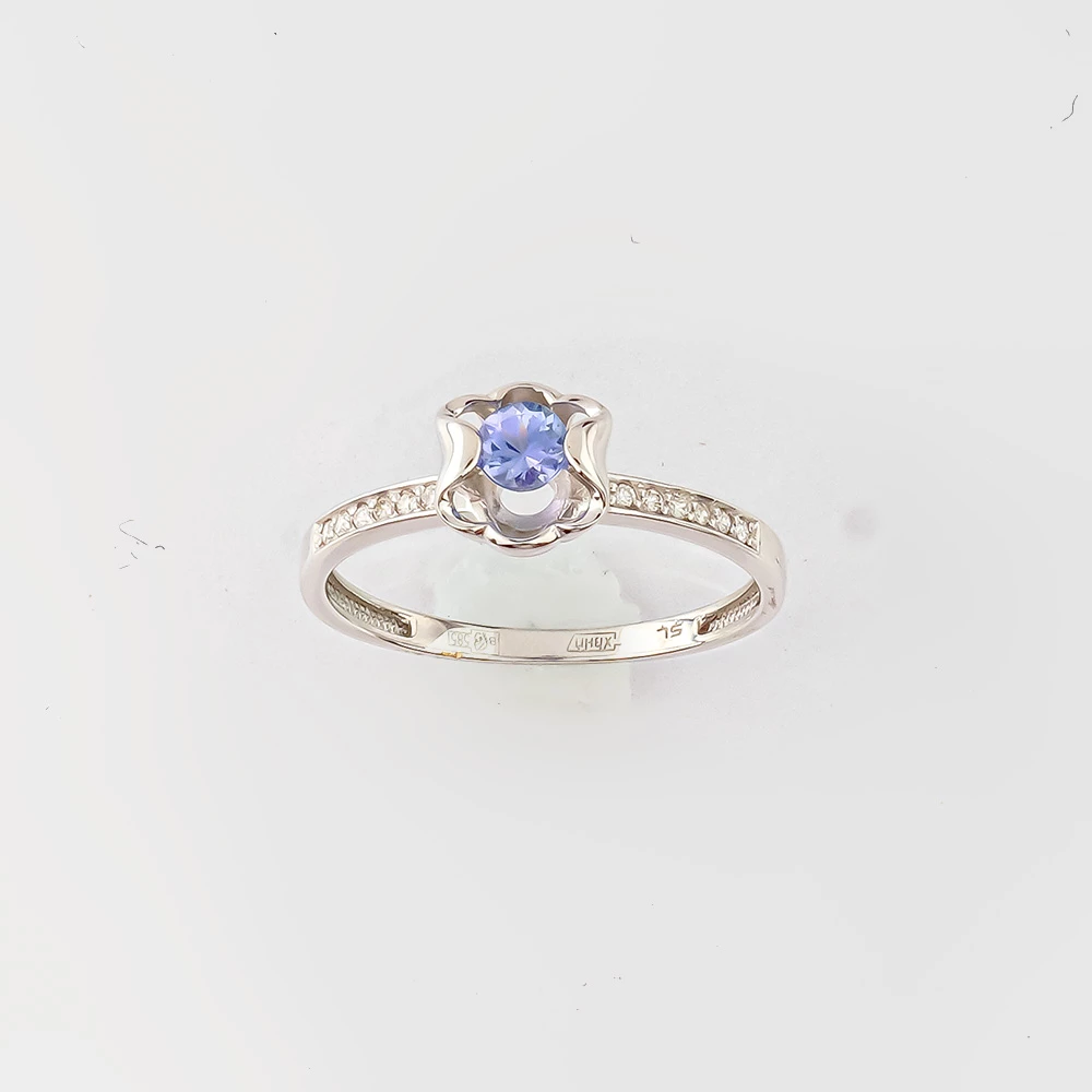 Кольцо с танзанитом из белого золота 585 пробы