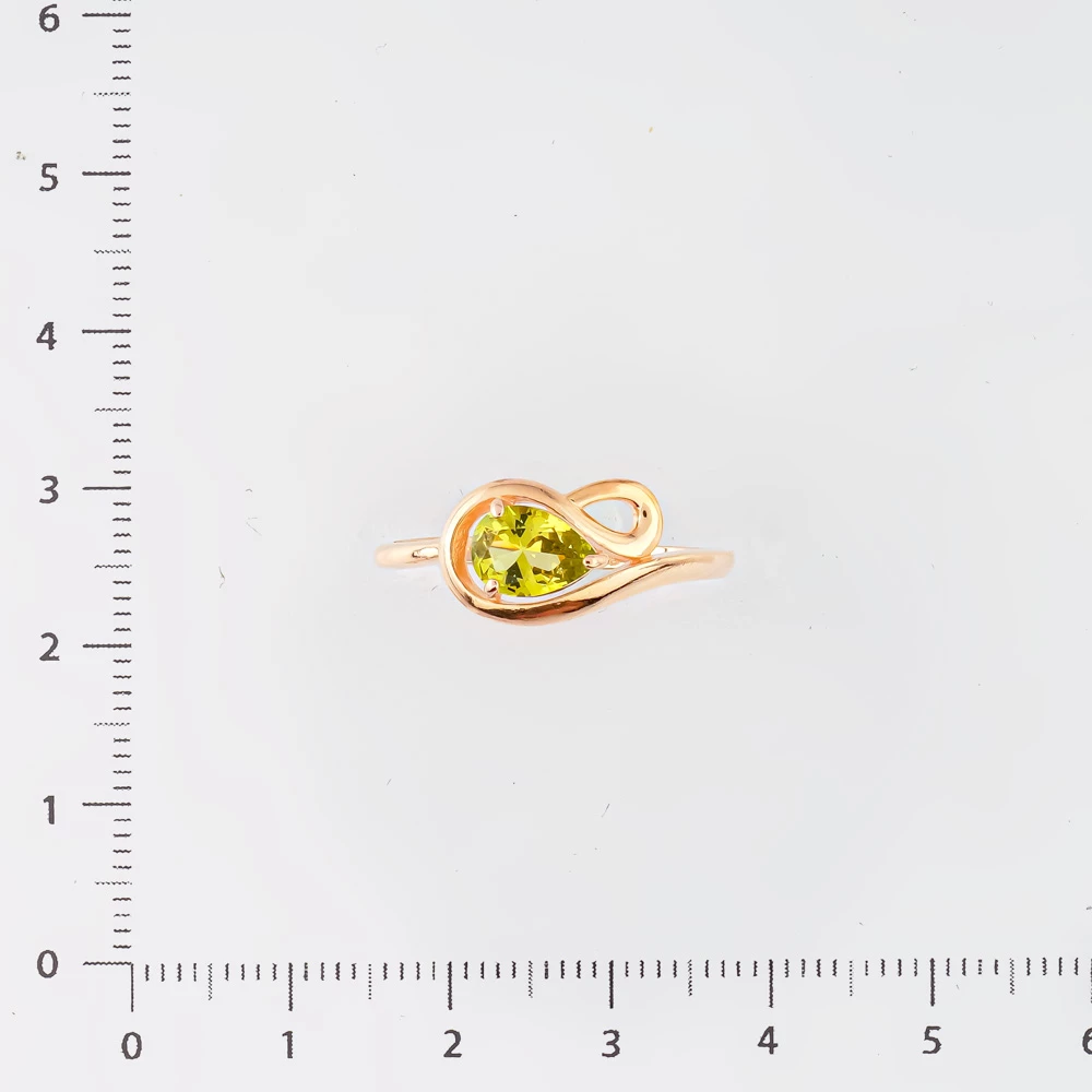 Кольцо с хризолитом из красного золота 585 пробы