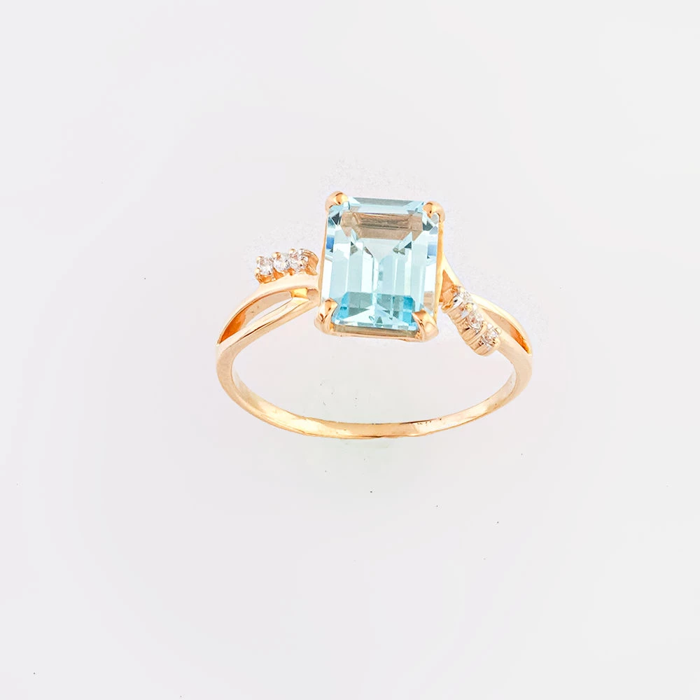 Кольцо с топазом из красного золота 585 пробы