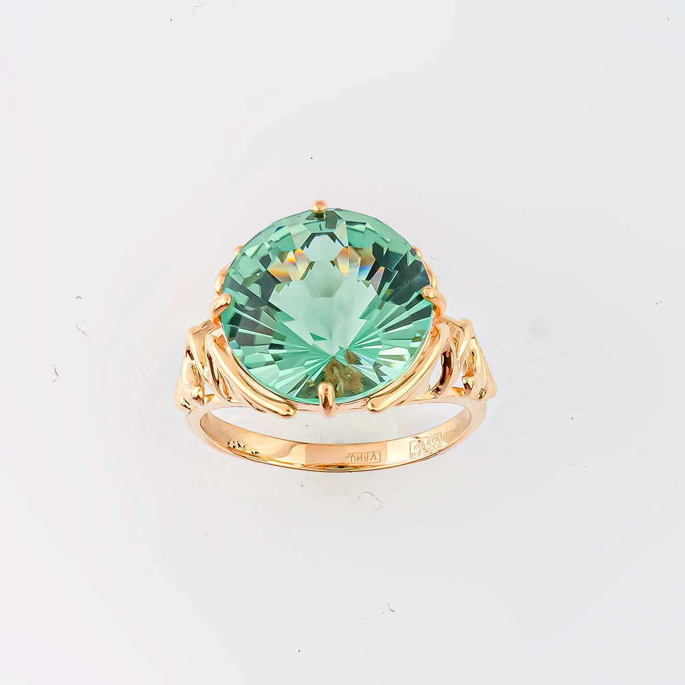 Кольцо с кварцем из красного золота 585 пробы