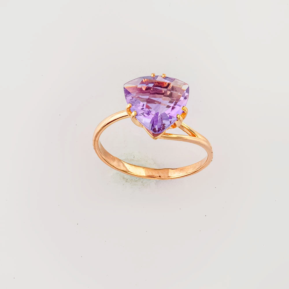Кольцо с аметистом из красного золота 585 пробы