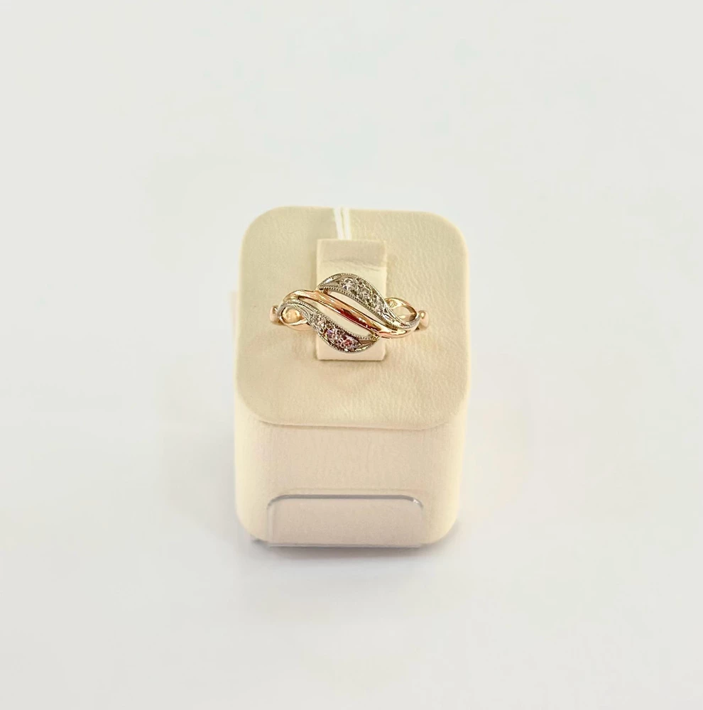 Кольцо с бриллиантом из красного золота 585 пробы