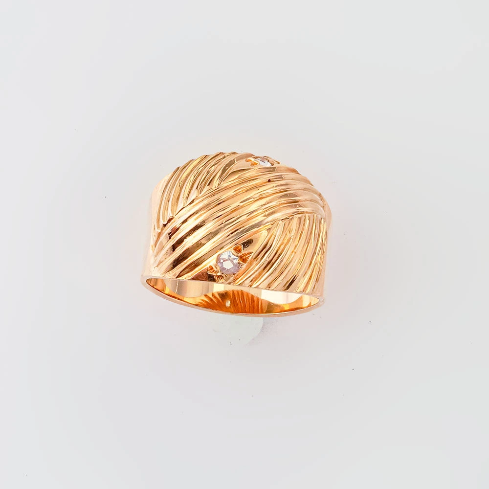 Кольцо с фианитом из красного золота 583 пробы Кольцо с фианитом из красного золота 583 пробы