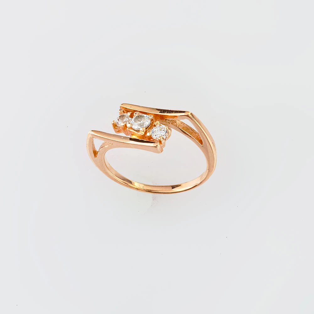 Кольцо с фианитом из красного золота 585 пробы