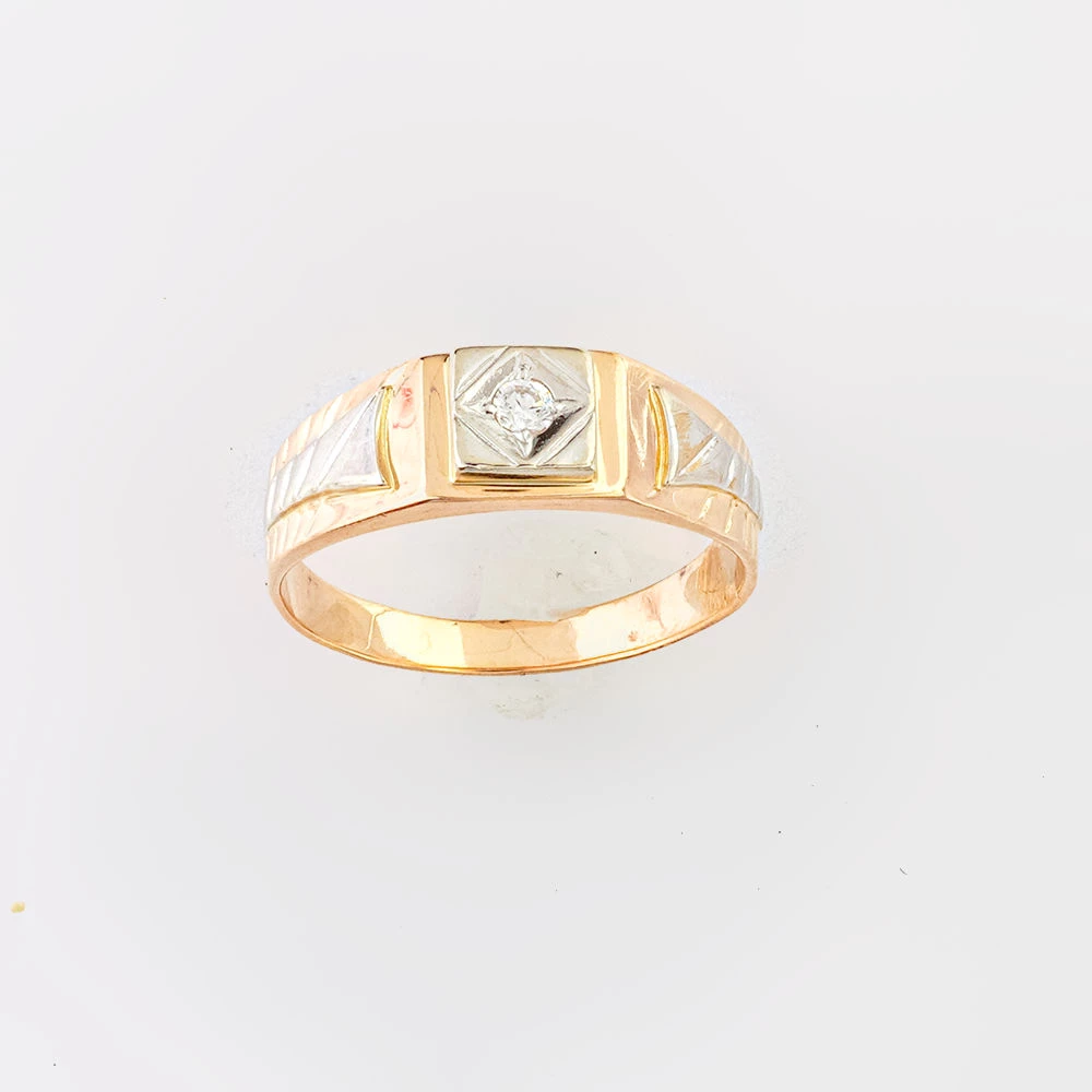 Кольцо с фианитом из красного золота 585 пробы