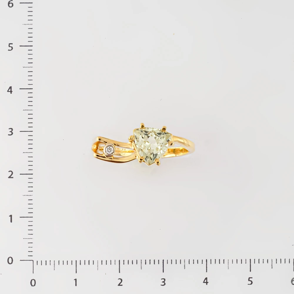 Кольцо с празиолитом из желтого золота 585 пробы