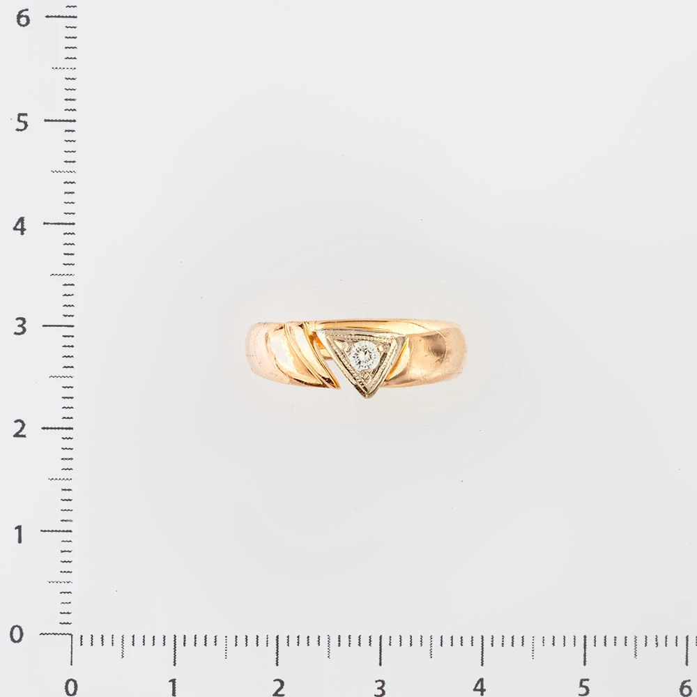 Кольцо с бриллиантом из красного золота 585 пробы