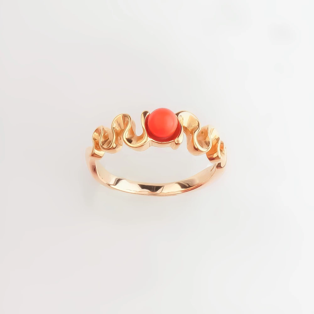 Кольцо с кораллом из красного золота 585 пробы