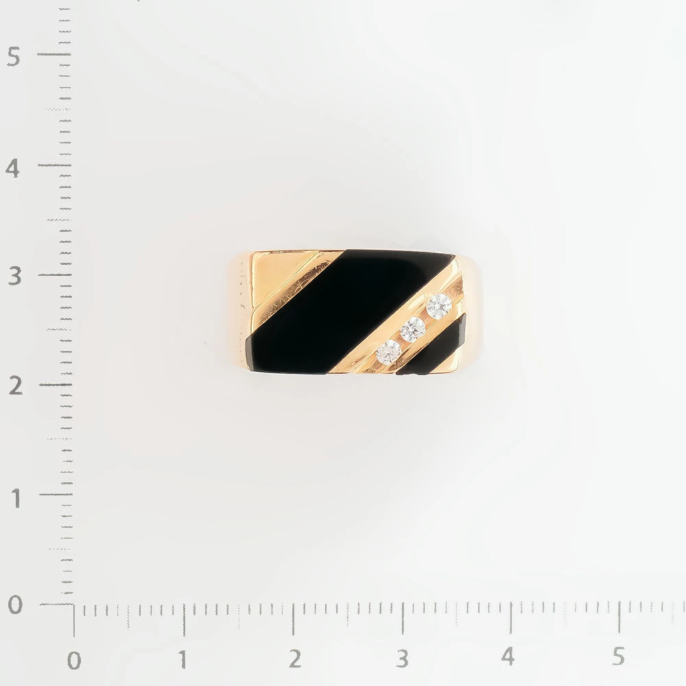 Кольцо с ониксом из красного золота 585 пробы