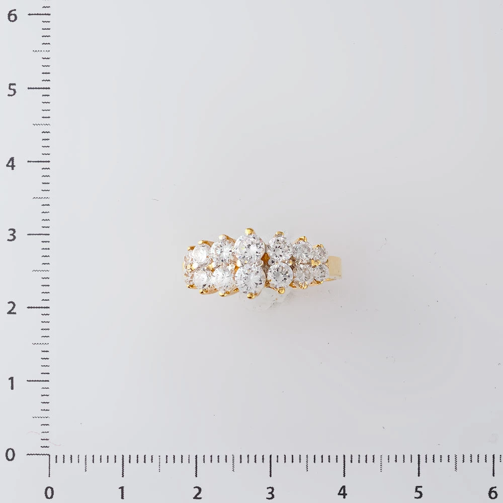 Кольцо с фианитом из желтого золота 585 пробы Кольцо с фианитом из желтого золота 585 пробы