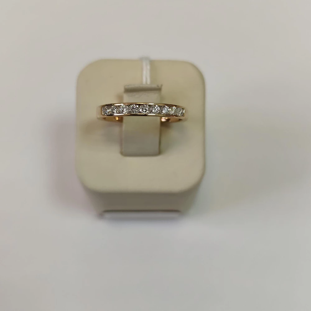 Кольцо с бриллиантом из красного золота 585 пробы